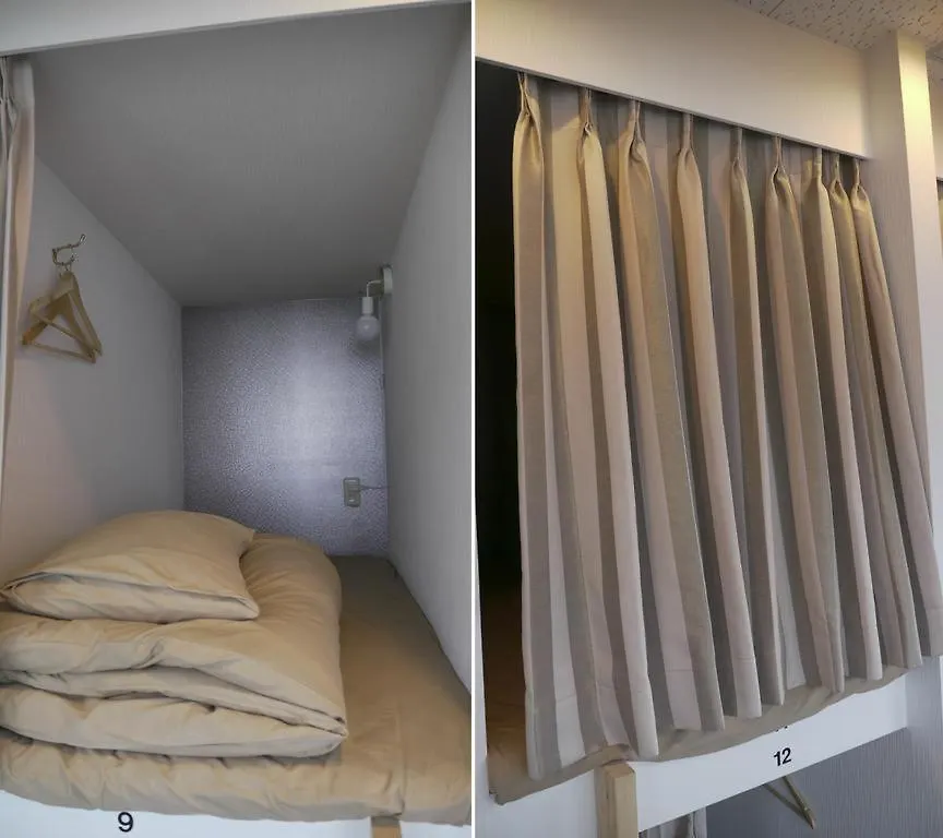 Хостел Mash Cafe & Bed Akihabara Токио